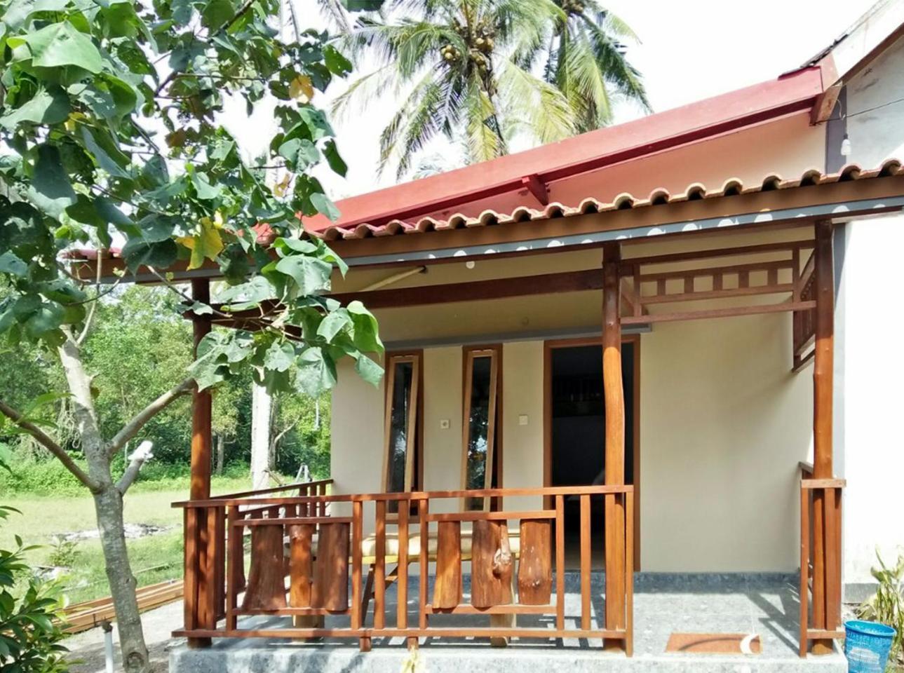 Red Island Bungalows Pasanggaran Zimmer foto