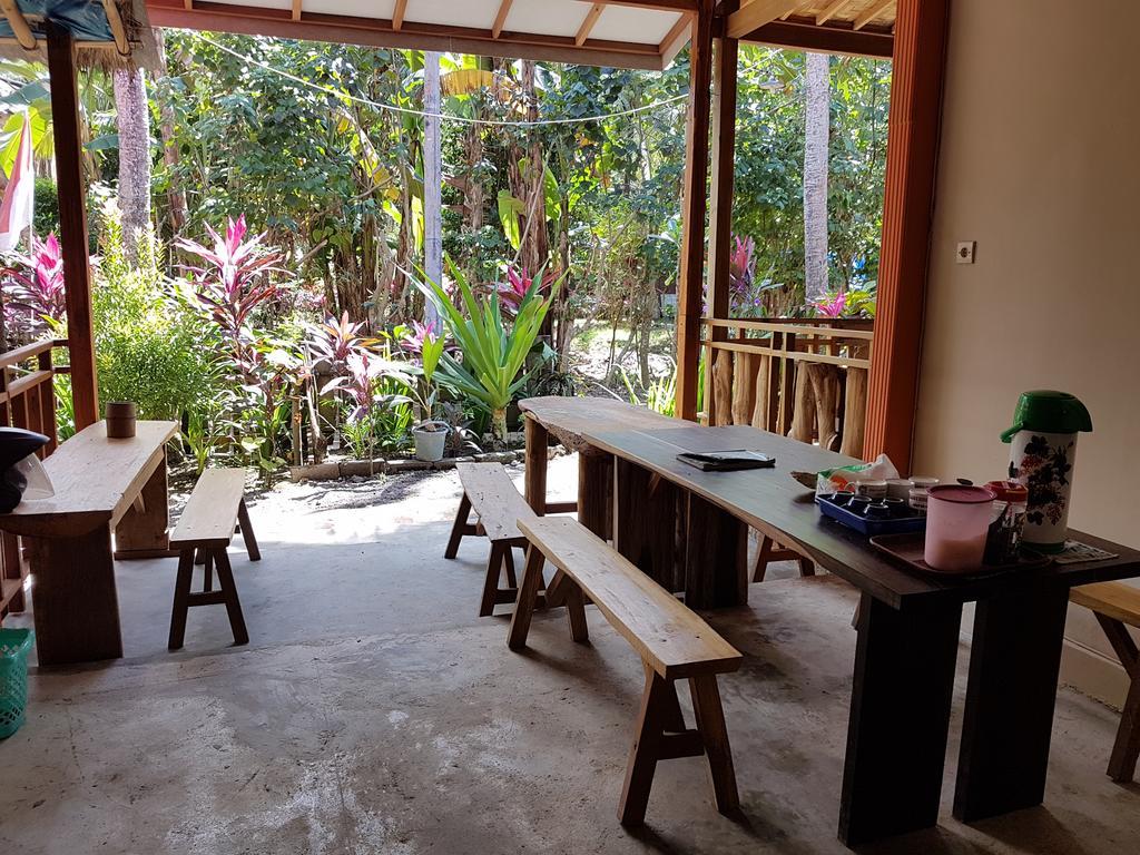 Red Island Bungalows Pasanggaran Exterior foto
